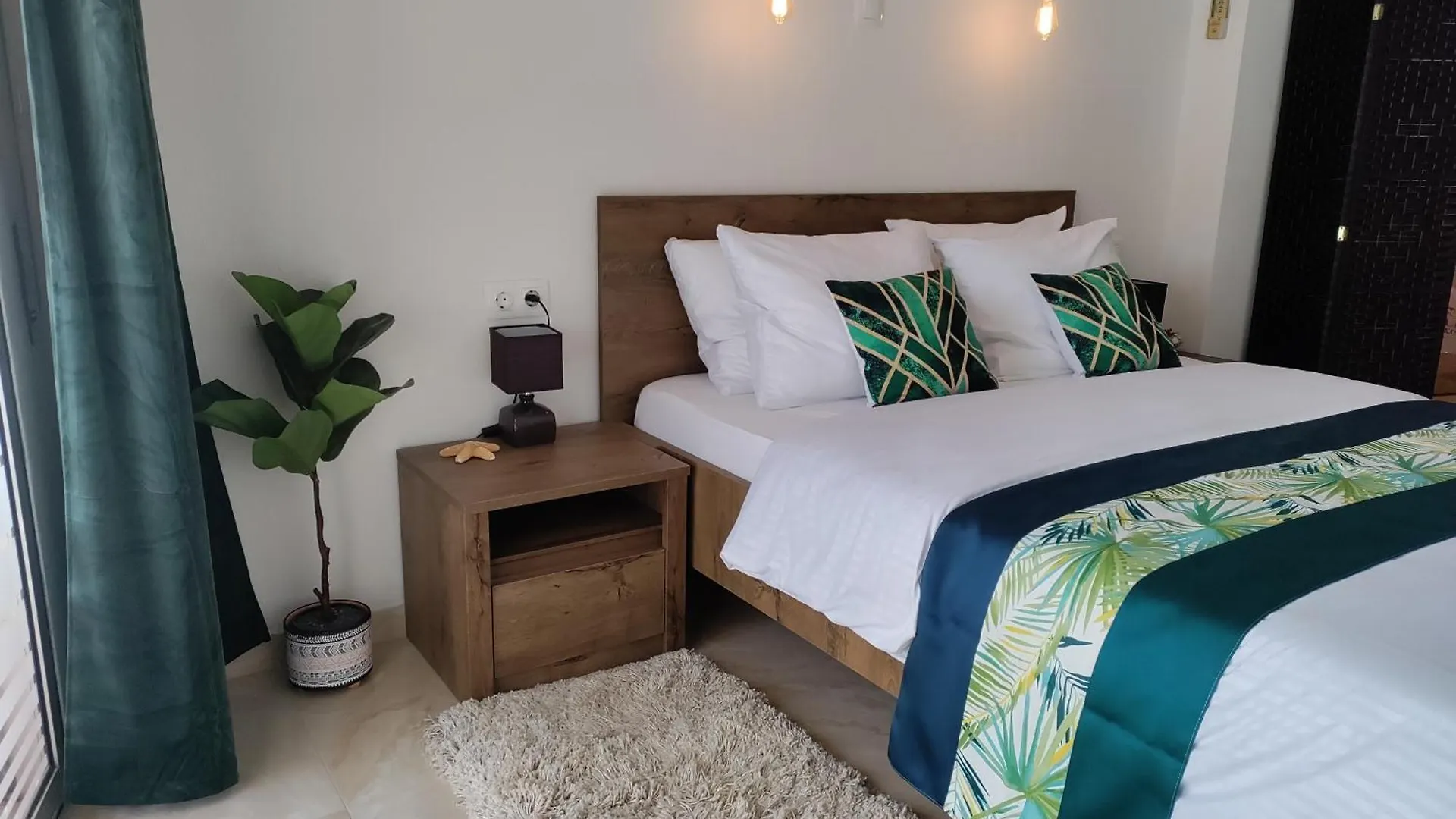 Mavros Gatos Apartments 에파노미