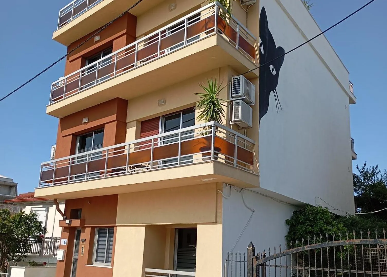 Mavros Gatos Apartments 에파노미